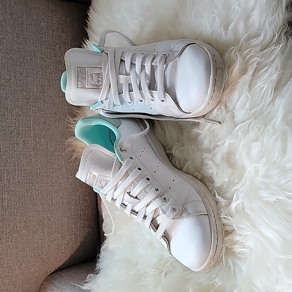 adidas Shoes - Stan Smith Adidas sneakers